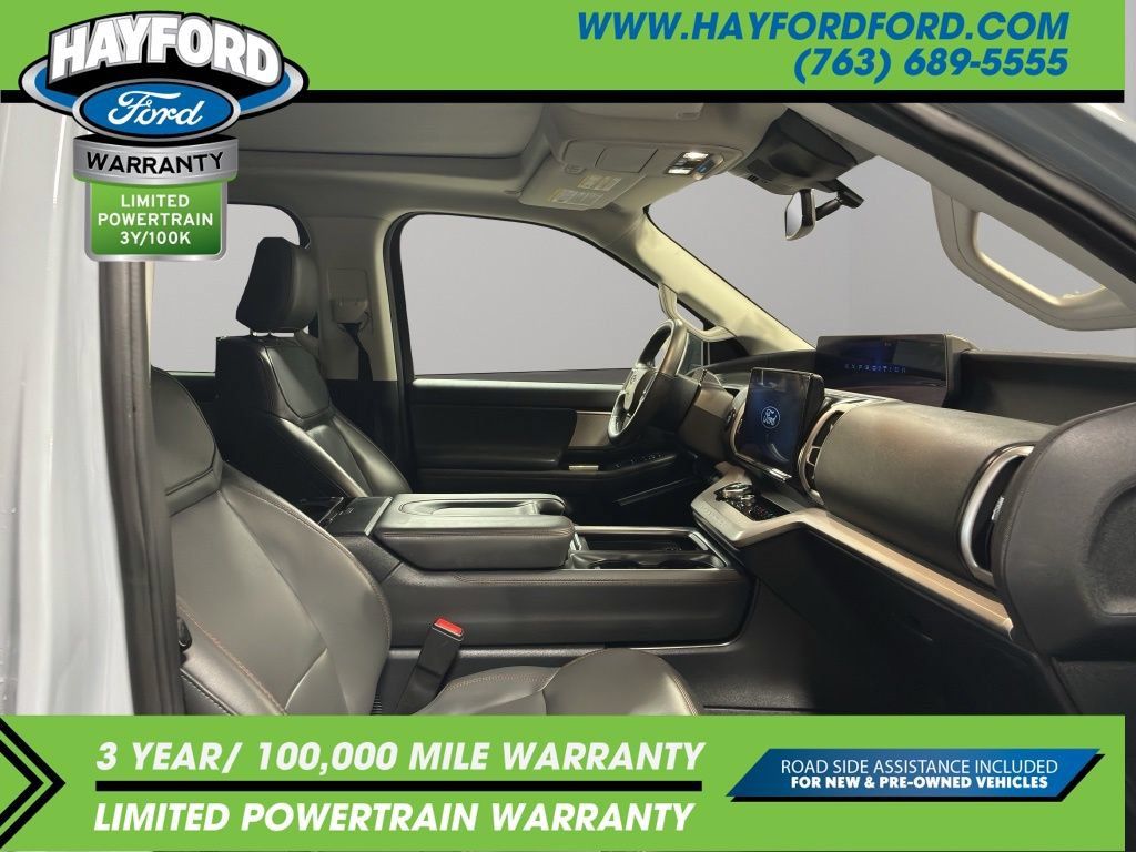 Used 2025 Ford Expedition Active AWD/4WD image 22