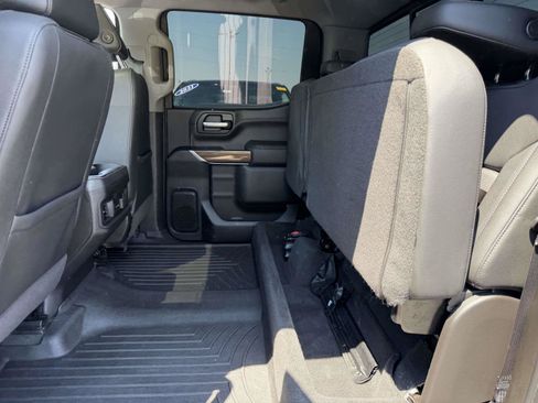 Used 2021 Chevrolet Silverado 1500 LT Trail Boss w/ Convenience Package II AWD/4WD image 15