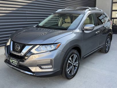 Used 2017 Nissan Rogue SL w/ SL Premium Package