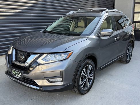 Used 2017 Nissan Rogue SL w/ SL Premium Package AWD/4WD image 1