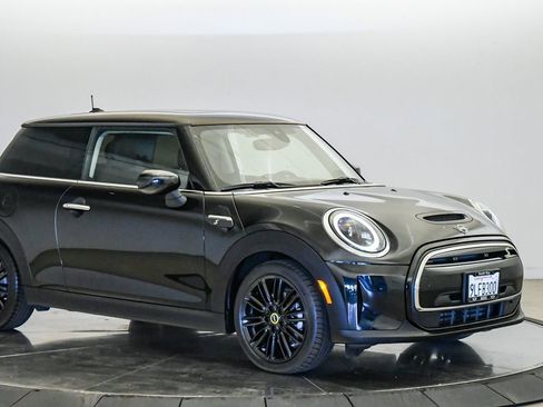 Certified 2024 MINI Cooper SE FWD image 5