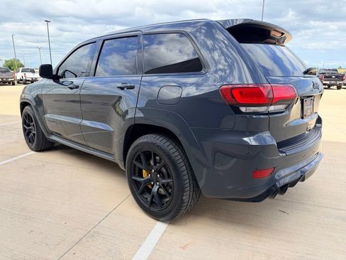 Used 2018 Jeep Grand Cherokee Trackhawk AWD/4WD image 4