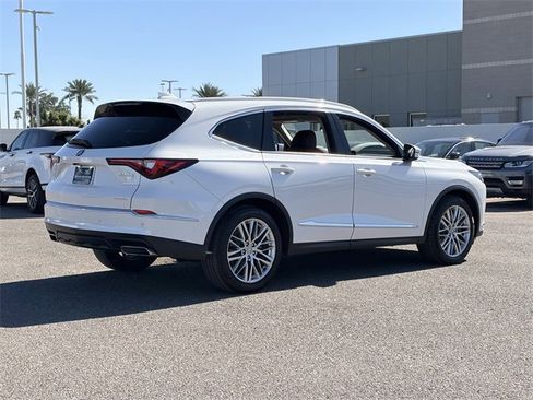 Used 2024 Acura MDX SH-AWD w/ Advance Package image 29