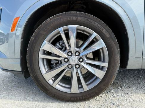 Certified 2024 Cadillac XT6 Premium Luxury w/ LPO, Floor Liner Package AWD/4WD image 13