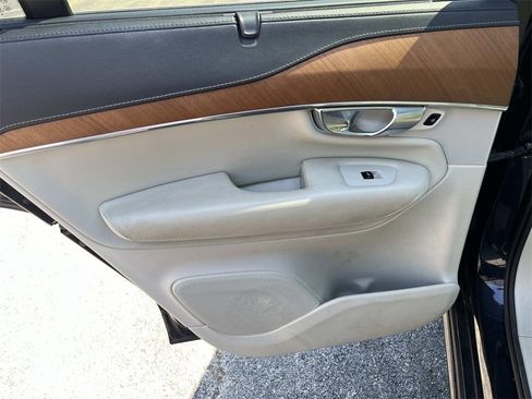 Used 2019 Volvo XC90 T6 Inscription w/ Advanced Package image 18