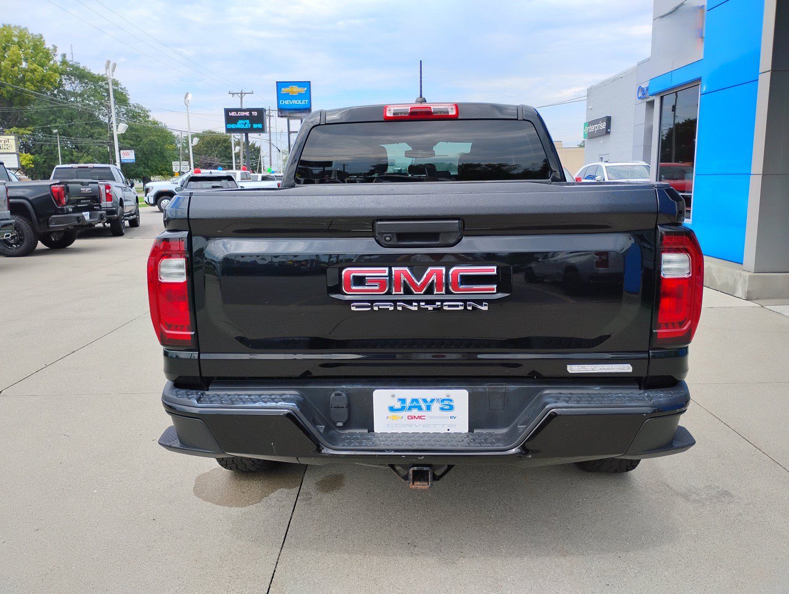 Used 2023 GMC Canyon Elevation AWD/4WD image 16