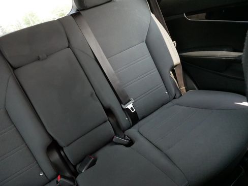Used 2019 Kia Sorento FWD w/ Option Group 020 image 14