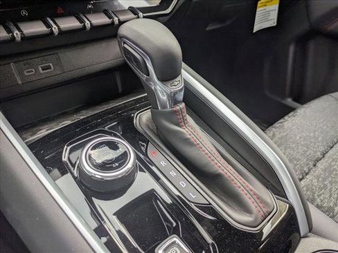 New 2024 Chevrolet Colorado Z71 w/ Z71 Convenience Package 2 image 12