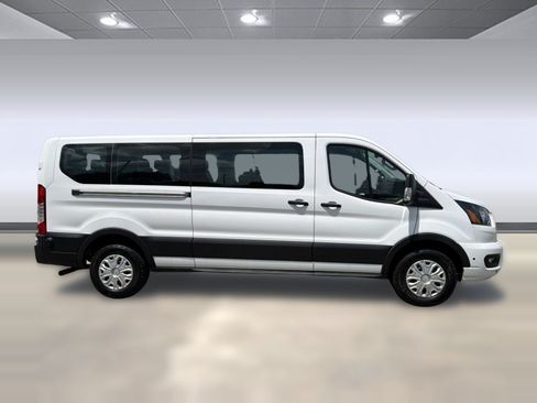 Used 2024 Ford Transit 350 XLT RWD image 8