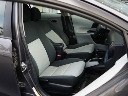 Used 2013 Toyota Prius C Two image 35