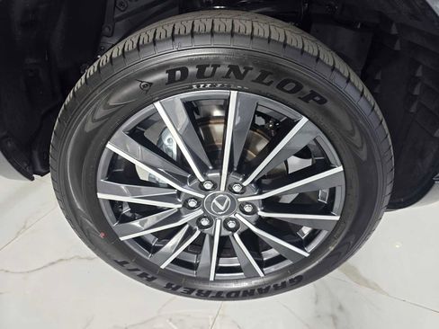 New 2026 Lexus GX 550 image 9