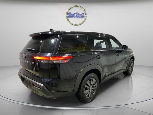Used 2022 Nissan Pathfinder S AWD/4WD image 4