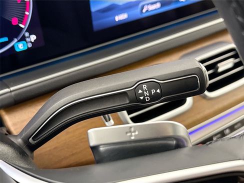 Used 2024 Mercedes-Benz GLE 450 4MATIC image 30