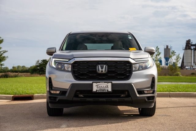 Used 2022 Honda Passport EX-L image 2