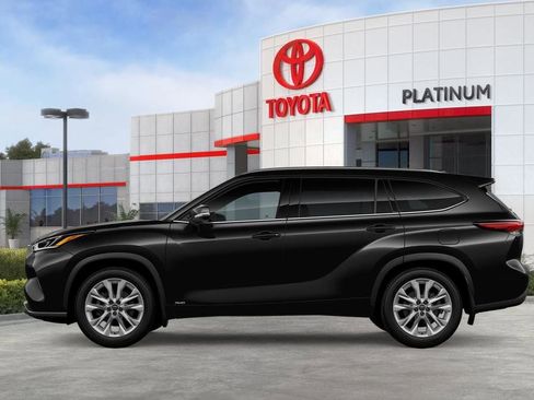 New 2026 Toyota Highlander Limited image 4