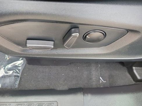 Certified 2022 Ford Explorer XLT w/ Equipment Group 202A image 24