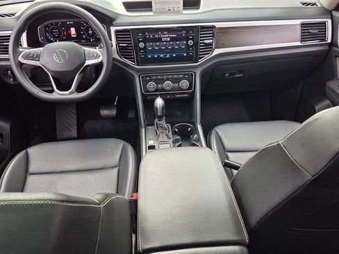 Used 2022 Volkswagen Atlas SE image 16