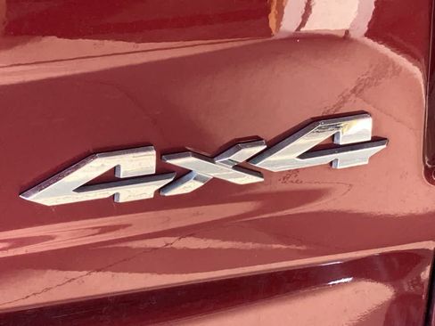Used 2022 RAM 1500 Limited AWD/4WD image 12