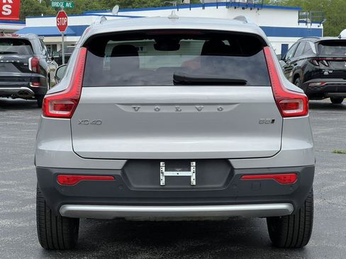 Used 2024 Volvo XC40 B5 Core AWD/4WD image 35