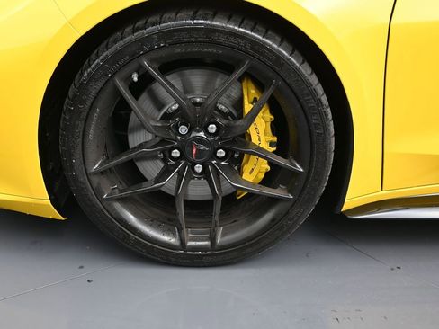 Used 2025 Chevrolet Corvette Z06 image 9