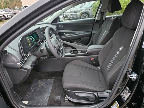 New 2026 Hyundai Elantra Blue image 18