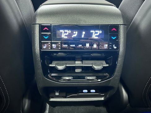 New 2026 Jeep Grand Cherokee L Summit AWD/4WD image 21