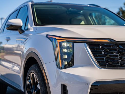 New 2026 Kia Sorento EX w/ EX Premium Package image 7