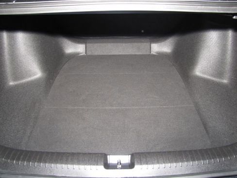 Certified 2023 Honda Accord LX image 15