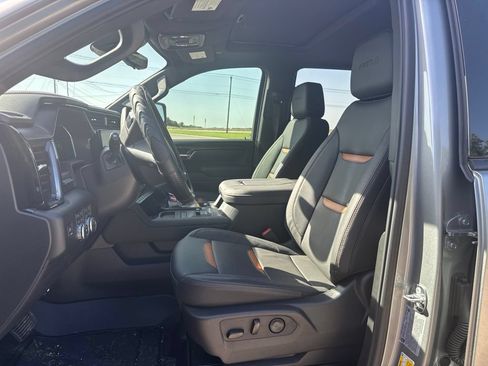 Used 2026 GMC Sierra 3500 AT4 w/ AT4 Premium Plus Package AWD/4WD image 7