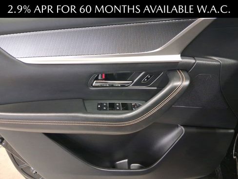 Certified 2025 MAZDA CX-90 3.3 Turbo w/ Preferred Package AWD/4WD image 19