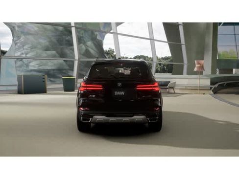 Used 2026 BMW X5 xDrive40i w/ Premium Package image 5
