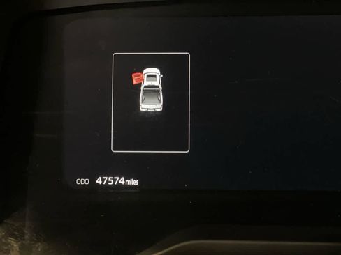 Used 2024 Toyota Tundra Platinum image 17