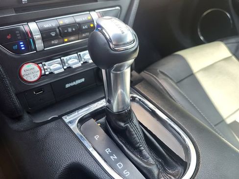 Used 2017 Ford Mustang Premium RWD image 19