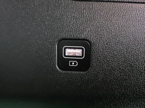 Used 2021 Kia Sorento LX AWD/4WD image 37