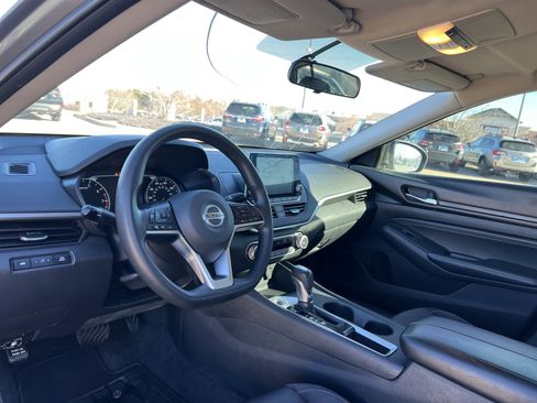 Used 2020 Nissan Altima 2.5 S image 24