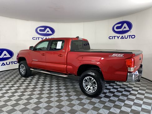 Used 2016 Toyota Tacoma SR5 w/ Towing Package AWD/4WD image 5