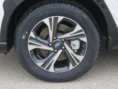 Used 2026 Subaru Crosstrek 2.0i Premium image 24