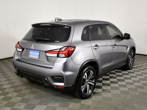 Used 2020 Mitsubishi Outlander Sport SE AWD/4WD image 6