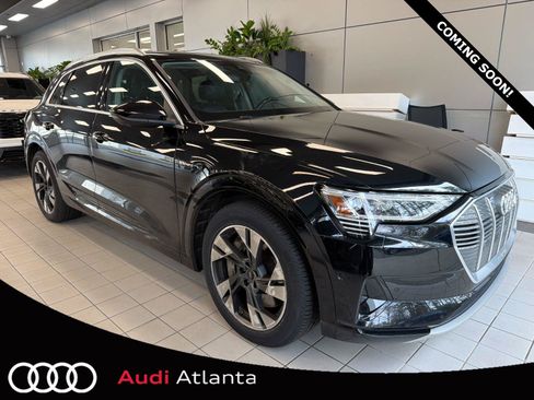 Used 2023 Audi e-tron Premium Plus w/ Premium Plus Package AWD/4WD image 1