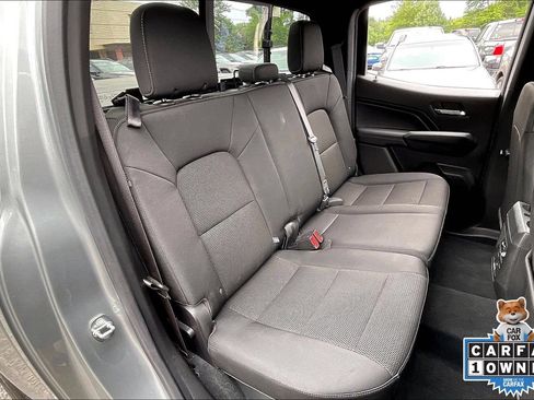Used 2023 Chevrolet Colorado LT w/ LT Convenience Package II AWD/4WD image 20