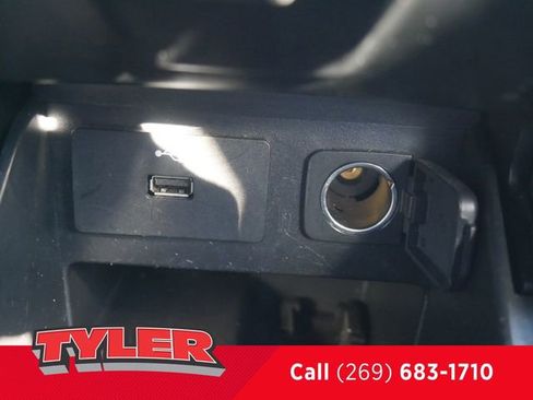 Used 2019 Ford Explorer XLT w/ Class III Trailer Tow Package image 36