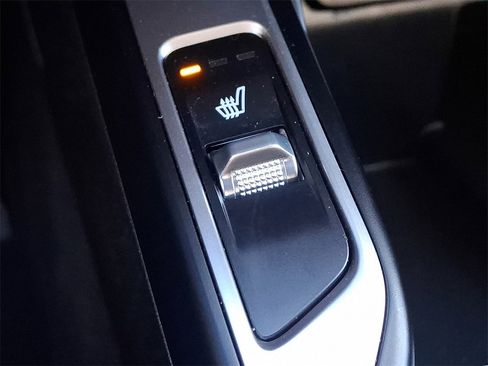 Used 2022 Kia Sorento S image 26