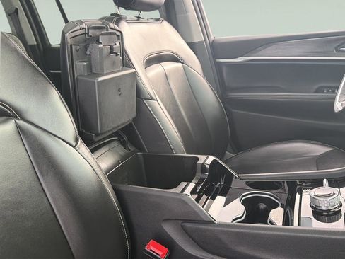 Used 2023 Jeep Grand Cherokee 4WD 4xe image 34