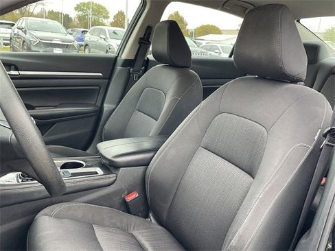 Used 2023 Nissan Altima 2.5 SV image 23