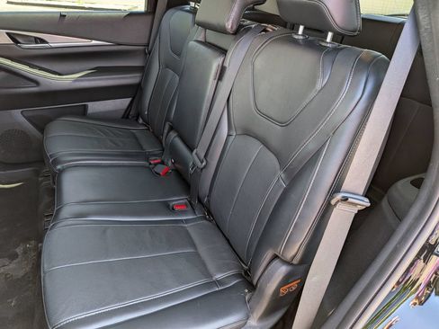 Used 2023 INFINITI QX60 Luxe w/ Cargo Package FWD image 32