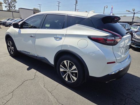 Used 2019 Nissan Murano S FWD image 14