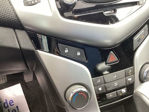 Used 2013 Chevrolet Cruze LT w/ All-Star Edition FWD image 34