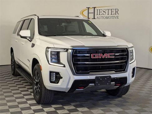 Used 2021 GMC Yukon XL AT4 image 2