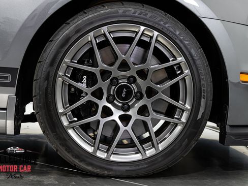 Used 2013 Ford Mustang Shelby GT500 RWD image 64