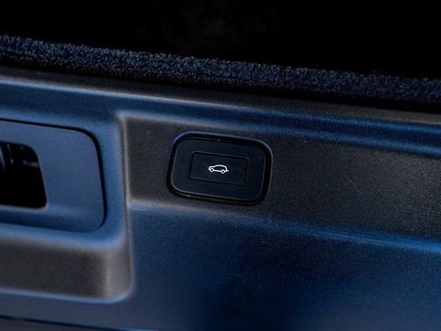 Used 2024 Land Rover Range Rover Autobiography AWD/4WD image 59